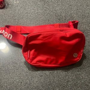 Red Lululemon Everywhere Belt Bag 1L
